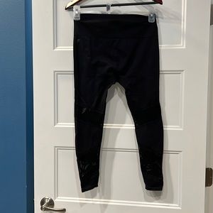 Fabletics high waisted leggings black